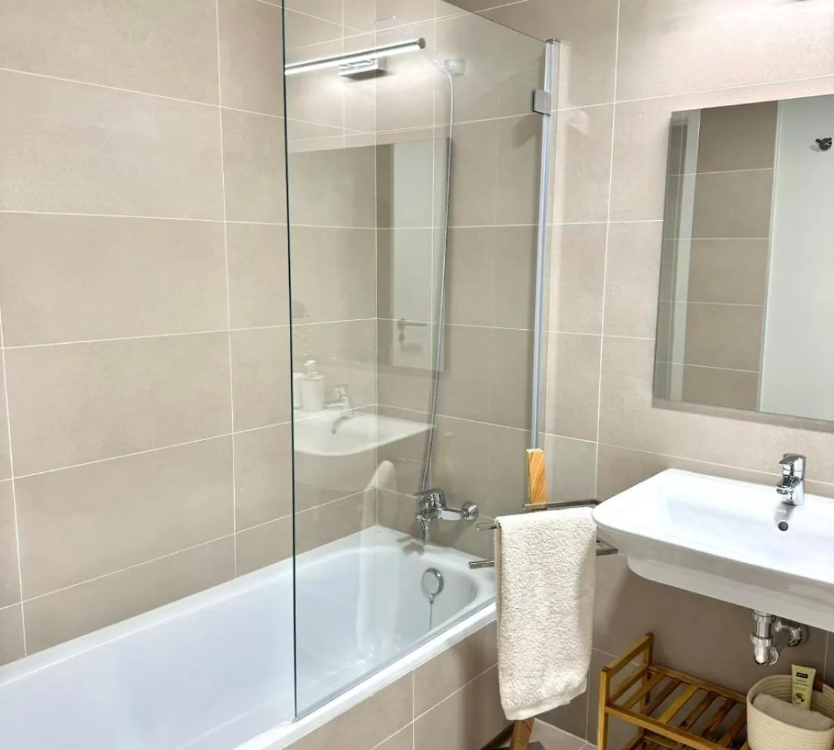 Abades Apartment Beach & Pool 0*, Abades (Tenerife) إسبانيا